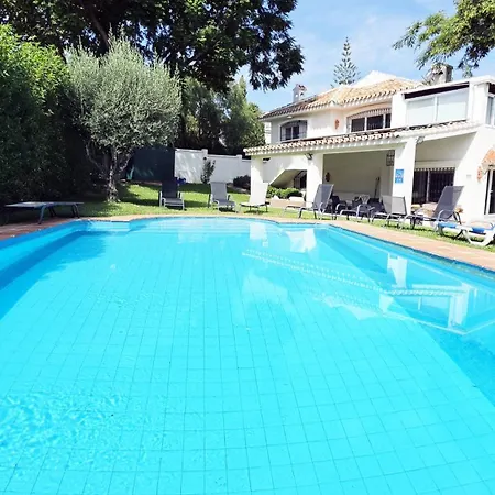 Aa Guest - Africa With Private Swimming Pool * Marbella