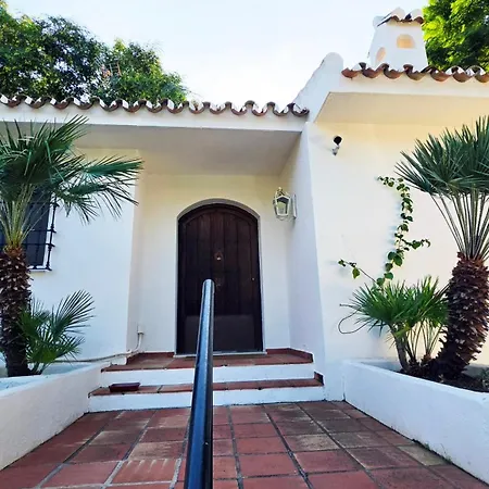 Casa vacanze Aa Guest - Africa With Private Swimming Pool Marbella