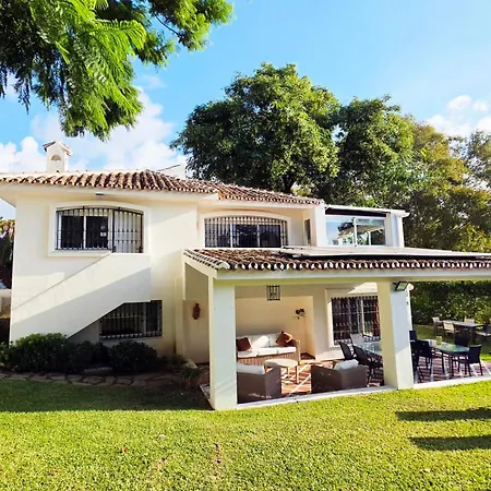 Aa Guest - Africa With Private Swimming Pool * Marbella